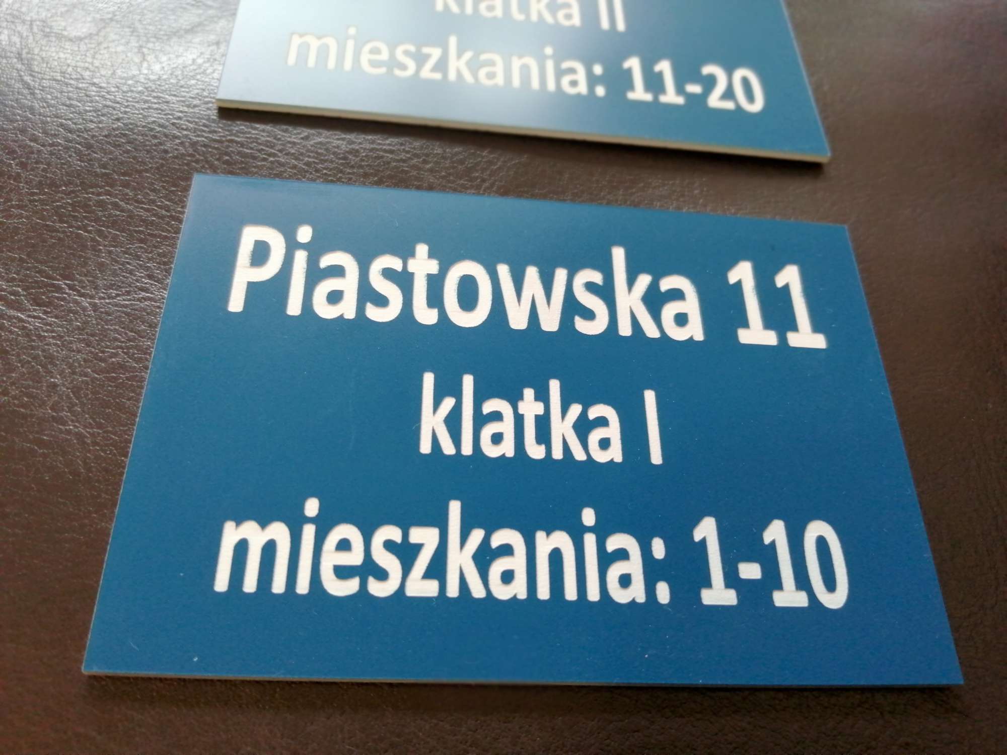 tabliczki-znamionowe-Radomsko 